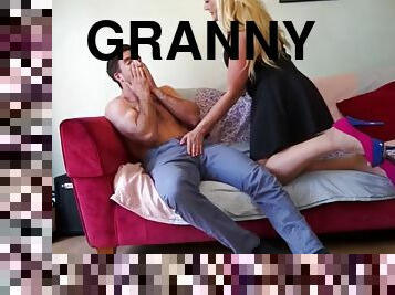 vanha, amatööri, isoäiti-granny, milf, kova-seksi, kotitekoinen, äityli, nuori-18, vanhempi, tabu