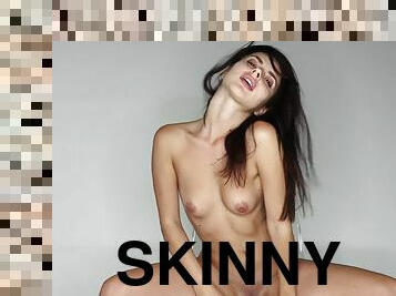 Skinny teen Aliana Love amazing solo video
