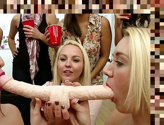 Drunk party means that girls are gonna get filthy and horny