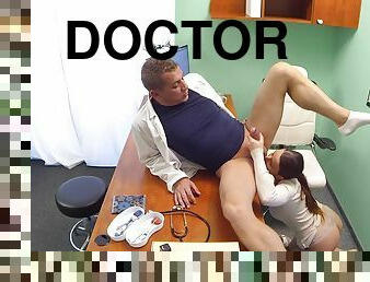 Fake Hospital - Doctor Gets Fruity Patients Slit Wet 1