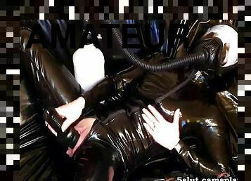 Slave Bitch In Latex I Love The Smell Of Piss