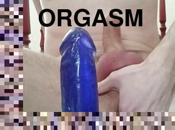 Straight guy rides a dildo to orgasm