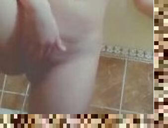 Naked girl in bathroom ??? ????? ???? ????? ????? ?? ??????