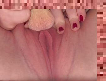 Edging my sweet pussy with a soft brush whilst desperate to pee until pissing orgasm