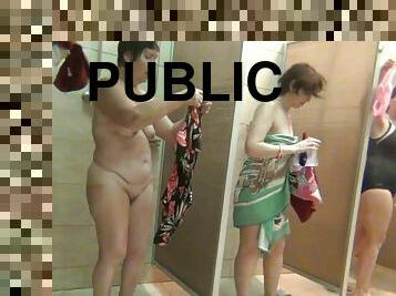 Hidden cam in the hot public women shower!