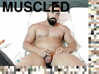 Muscle Hunk BodyBuilder Nude - Special