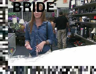 An angry bride fucks a guy she meets at a pawn shop