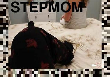 Stepmom Seduced a Stepson After Shower! ????He Fucked Her Big Ass and Came!