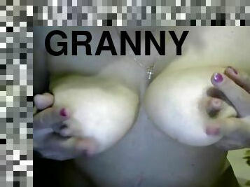 Webcam Granny Bunny467 Live Show
