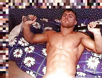Tomas Mach in bed 2