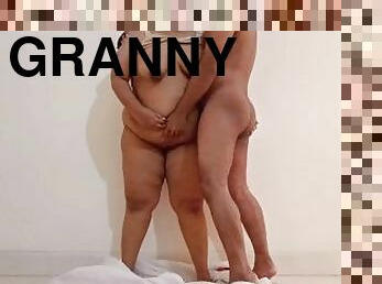 Beautiful Stranger Granny Took off Saree Bra & Gets Hot when Saw Her Grandson Naked (Huge Fucking)