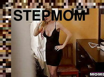 Peeping On My Stepmom For Sex - MomTeachSex