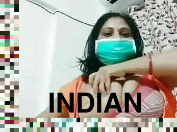 Desi indian bhabhi is showing boobs on webcam