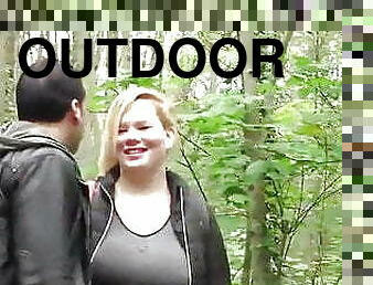 Outdoors fuck with ugly MILF