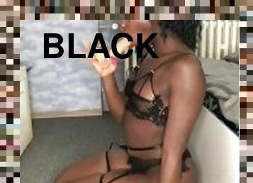 Black Girl Enjoy White Dick to Suck