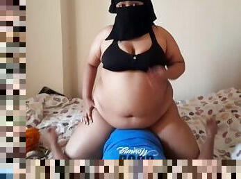 Saudi stepmom rides Stepson's Big Cock - MILF