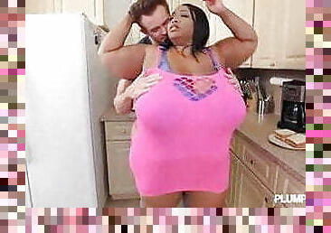 giant monster tits fucked in the kitchen &ndash; ssbbw