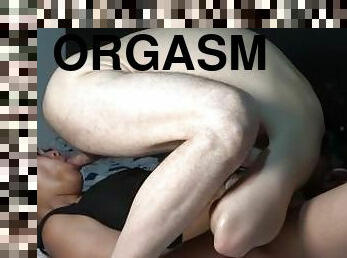 Extreme pussy sucking getting an intense orgasm while i'm smelling his asshole