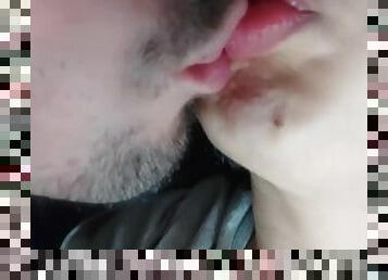 SALIVA FRENCH TONGUE KISSING - Real Couple CLOSE UP HD