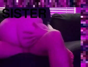 STEP SISTER WITH HUGE ASS TEMPS STEP BRO AND HE CANT RESIST