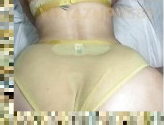 Curvy chubby girlfriend in sexy underwear ????????