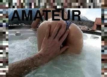 MiaXVincent - Real Amateur Couple Shares Risky Fuck in Hot Tub