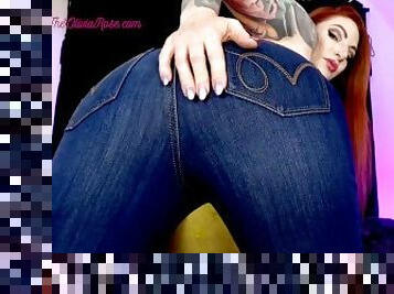 Jerk It To StepMommy Jeans Free Preview