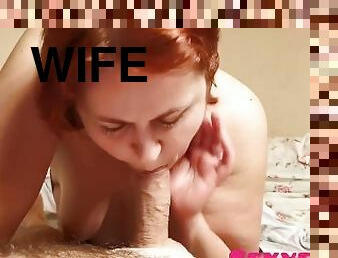 Lustful wife decided to make a blowjob