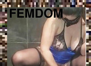 Femdom -  I make my slave drink my hot piss - latinafeet386