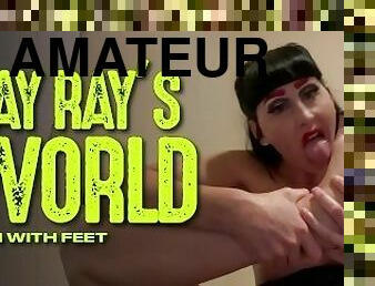 RAY RAY XXX Takes off her shoes and starts licking her feet before giving a footjob