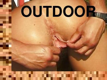 outdoor fucking and labia stretching