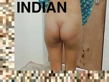 Indian Bhabhi Changing Clothes And Rubbing Pussy Hole