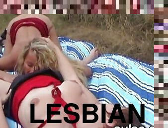 Lesbian teen tries a strapon with her stepmom