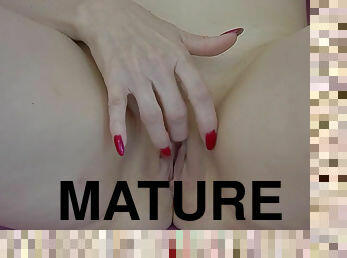 masturbare-masturbation, orgasm, pasarica, amatori, matura, facut-acasa, cu-degetelul, blonda, stramta, solo