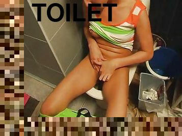 Sun-Tanned Slender Vixen Sucks Thick Short Dick In The Toilet