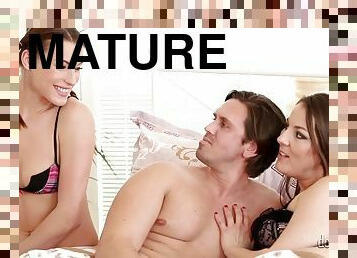 Mom And Dad Are Getting Laid My Friends - Hot Threesome!