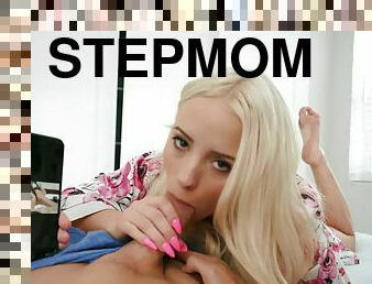 Stepmom's Day 1 - I Know That Girl