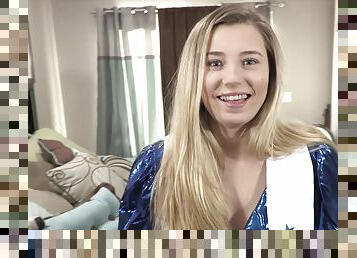 Carolina Sweets sucking her boyfriend's dick in HD POV video