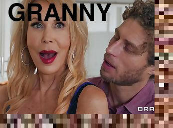 Arousing blonde granny dirty porn scene