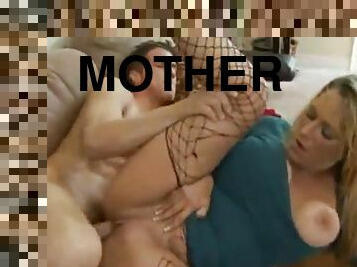 Deepthroating australian step mother I´d like to fuck