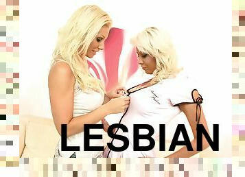 Niki Blond and Sammy Jayne please each other's pussies with a dildo