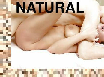 Big natural Tits Teen seduce to Massage Sex in Parlour - Teen