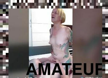 transvestit, amatør, anal, moden, kæmpestor-pik, hjemmelavet, tatovering