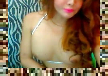 Glamorous tgirl on webcam beats off lustily