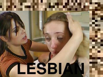 Lesbian Brazilian Facelicking