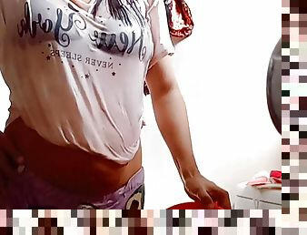 Indian 19 year old college girl shower video mms