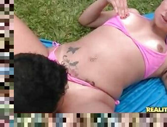 Wet Brazilian cunt licked in outdoor porn