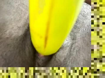 masturbare-masturbation, orgasm, amatori, negresa, slobozita, solo, banana