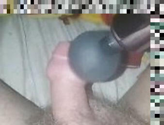 Guy in Iowa city Iowa USA area use a dick pump to get 8inch girl bet can't handle